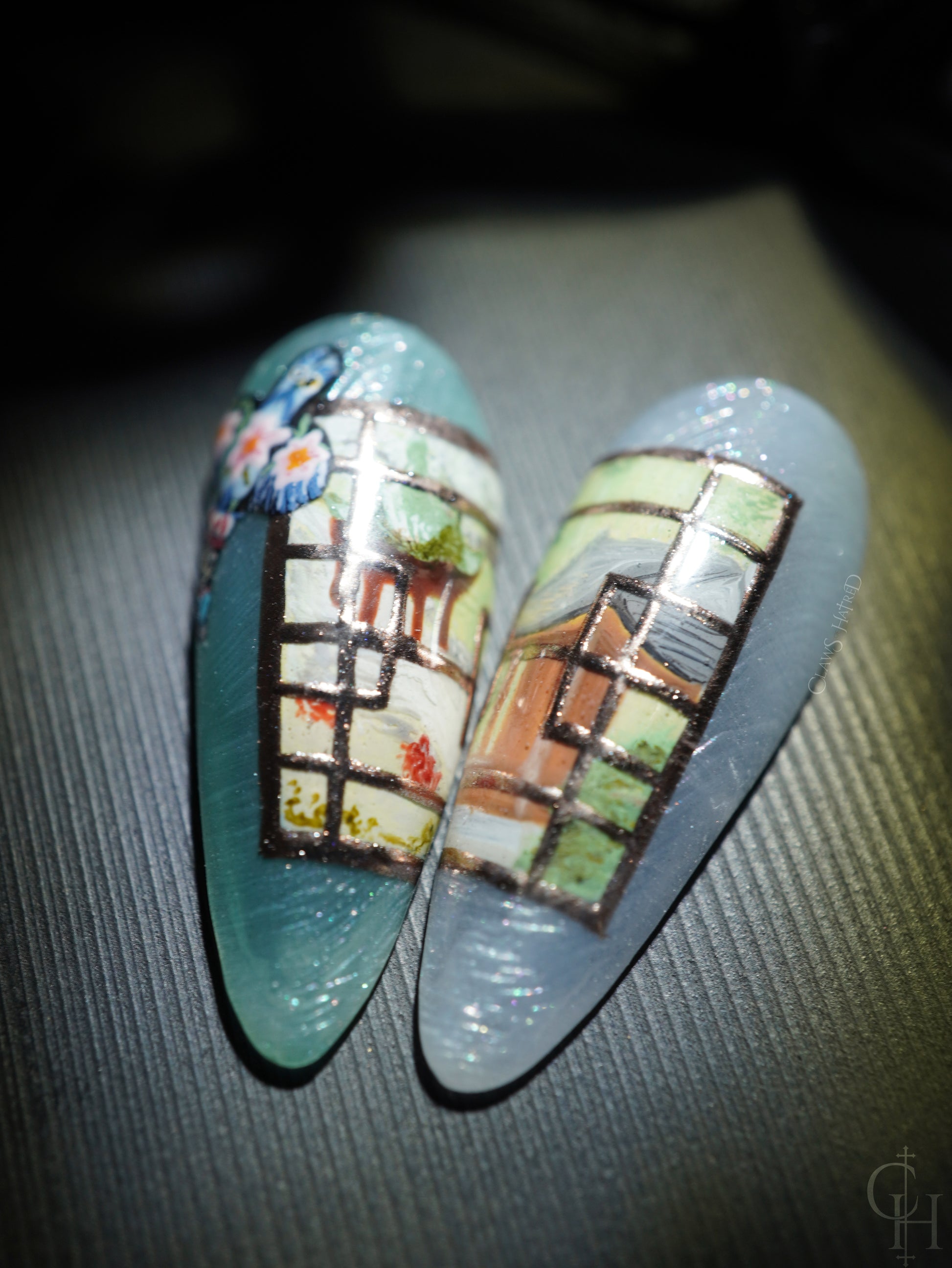 lunar new year love and deepspace set inspired by the key art for the event. pearl textured bases with semi-transparent jelly shades ranging from blue to pink to green and milky white. handpainted landscapes seen through chinese architectural-inspired frames, and apple blossoms on the thumbs. 